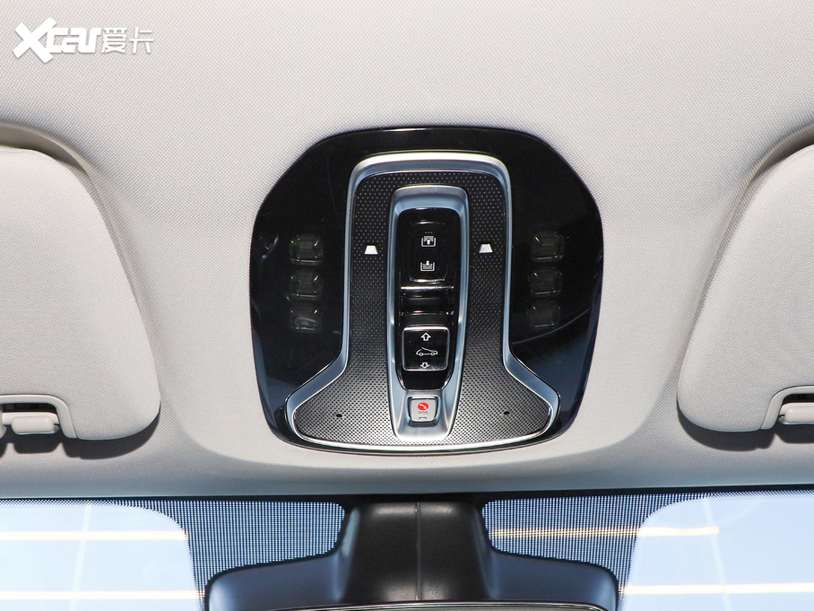 2020A(y)ion V(V) 70 {