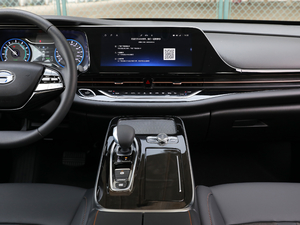 2020款魅 580 中控台