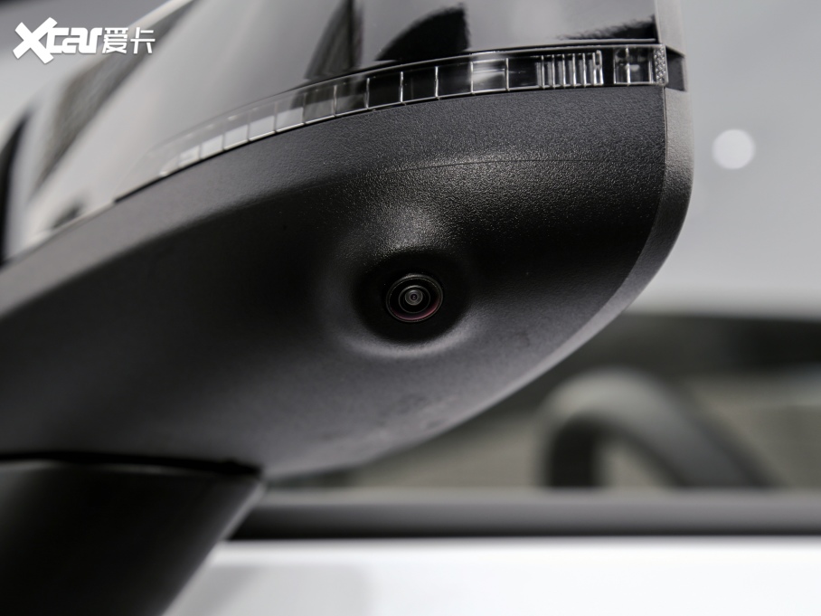 2021A(y)ION Y Plus 70 I(lng)