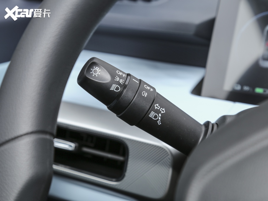 2021A(y)ION Y Plus 70 I(lng)