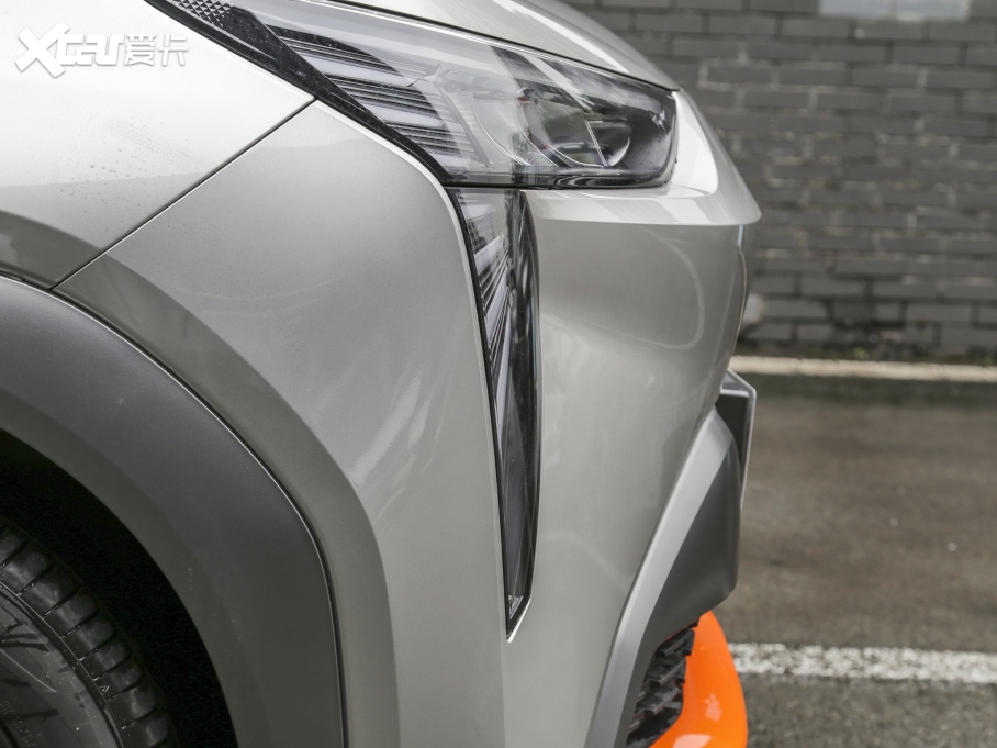 2021A(y)ION Y Plus 70 