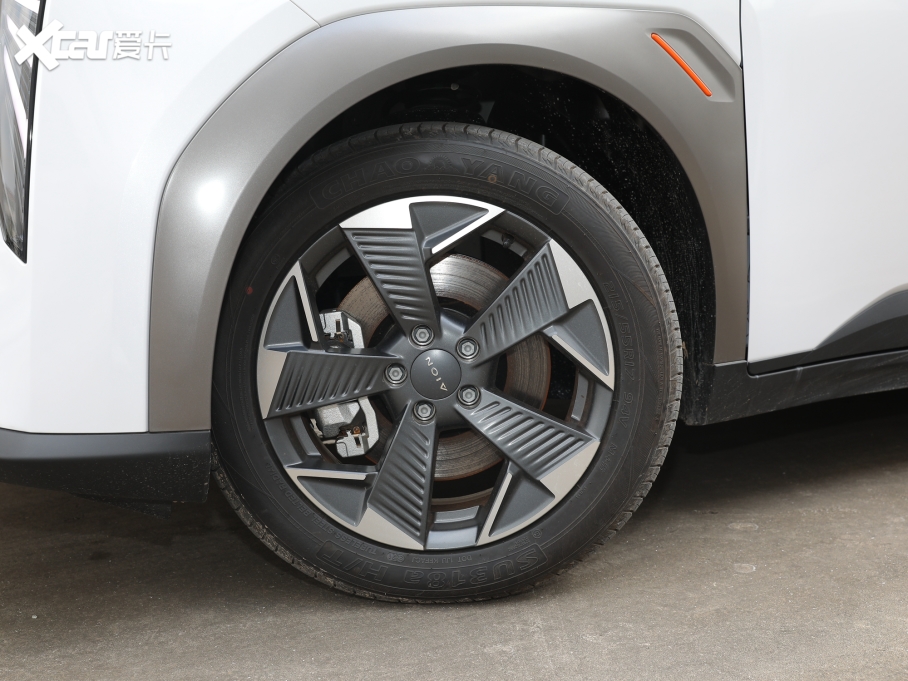 2021A(y)ION Y Plus 70 I(lng)