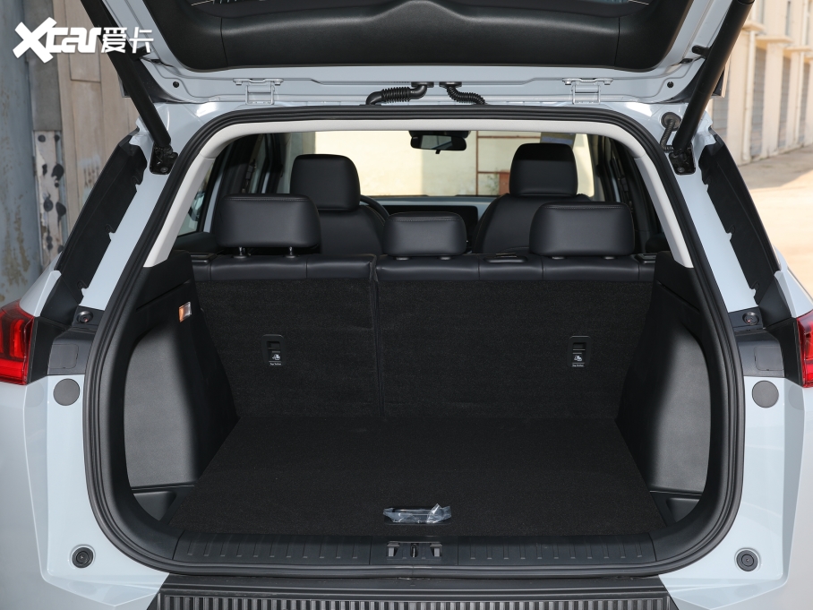 2021A(y)ion V(V) M 80 I(lng)