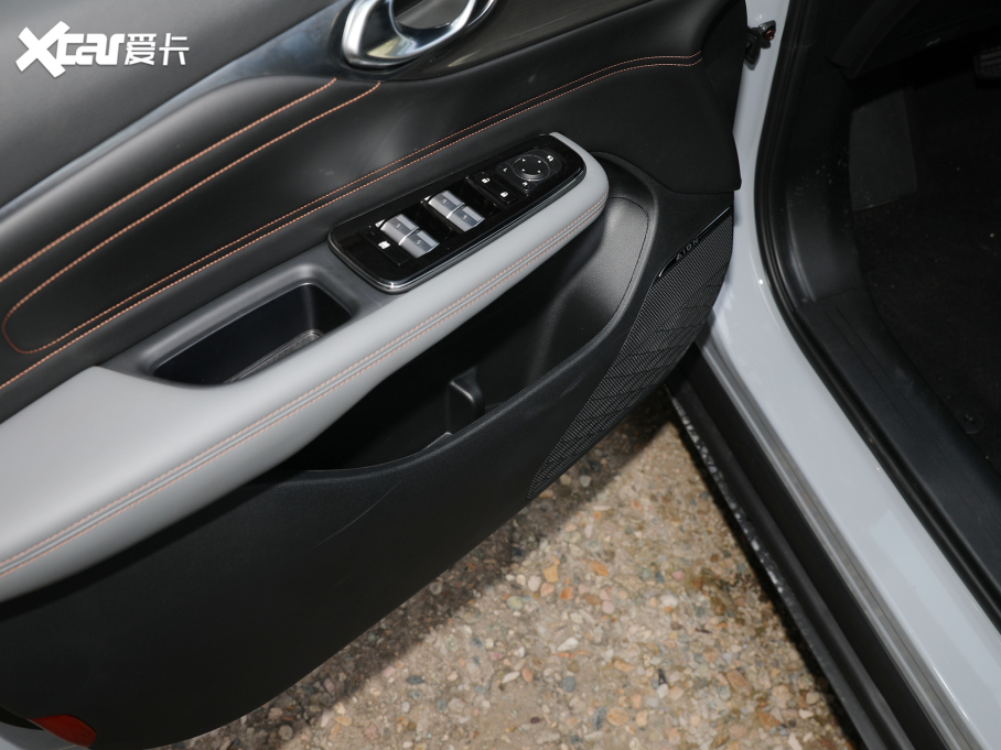 2021A(y)ion V(V) M(jn) 80 I(lng)