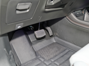 2021Plus 90 Lm Ԫ п؅^