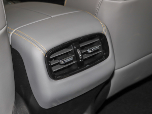 2021Plus 70 I F п؅^(q)