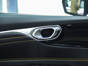 2021Plus 70  Ԫ п؅^