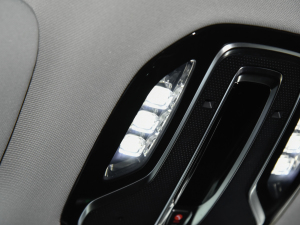 2022Plus 70 Ƽ Ԫ п؅^