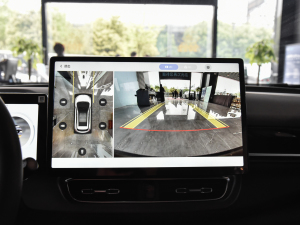 2022Plus 70 Ƽ Ԫ п؅^