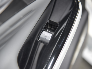 2021Plus 80 Lm(x) ܇ƅ^(q)