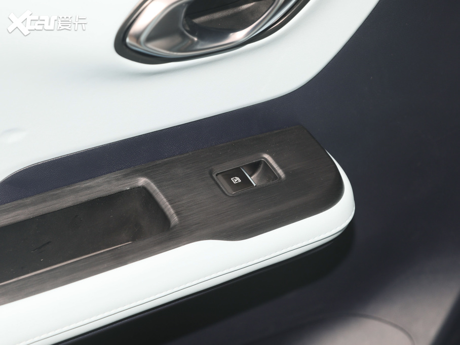 2022A(y)ION Y Plus 70 { F