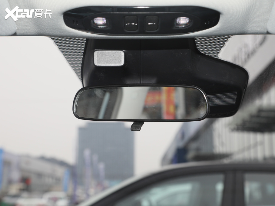 2022AION Y Plus 70 { F