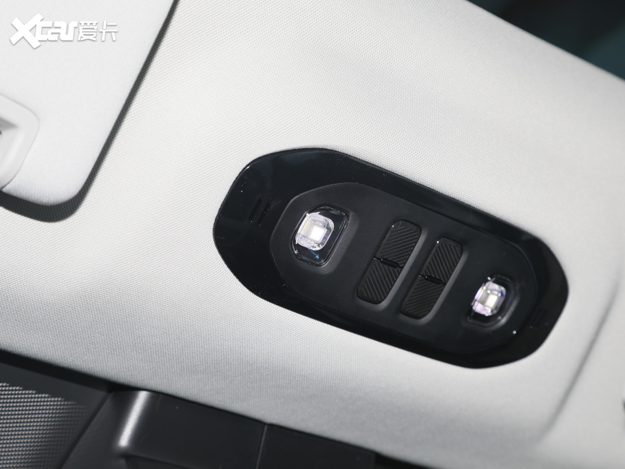 2022AION Y Plus 70 { F