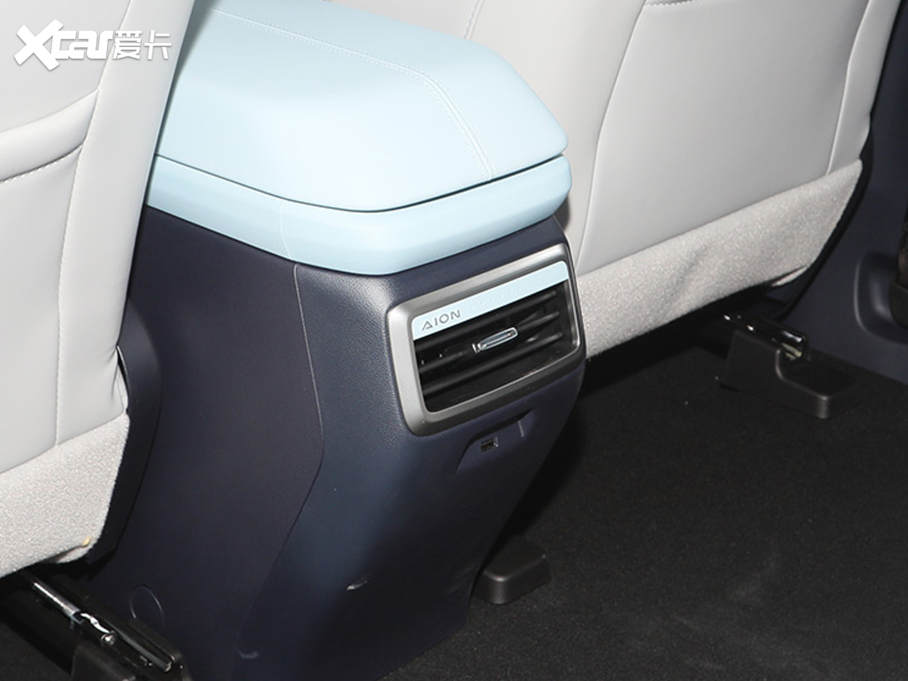 2022AION Y Plus 70 { F