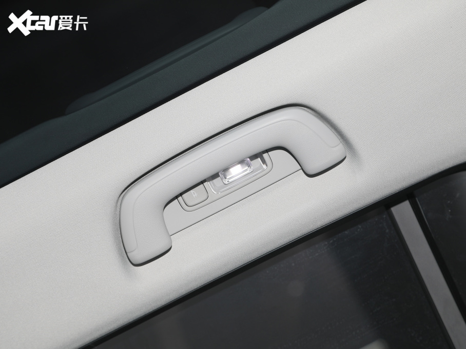 2022AION Y Plus 70 { F