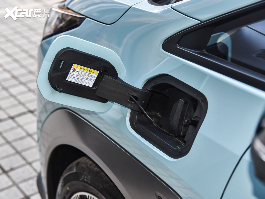 2022A(y)ION Y Plus 70 I(lng) F