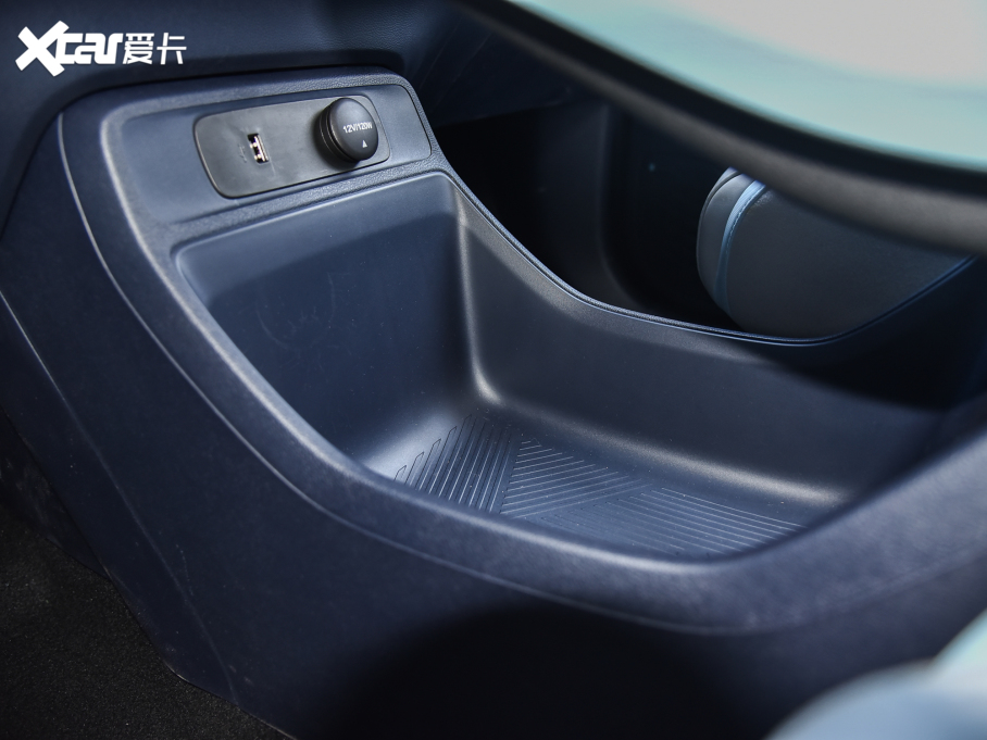 2022AION Y Plus 70 I F