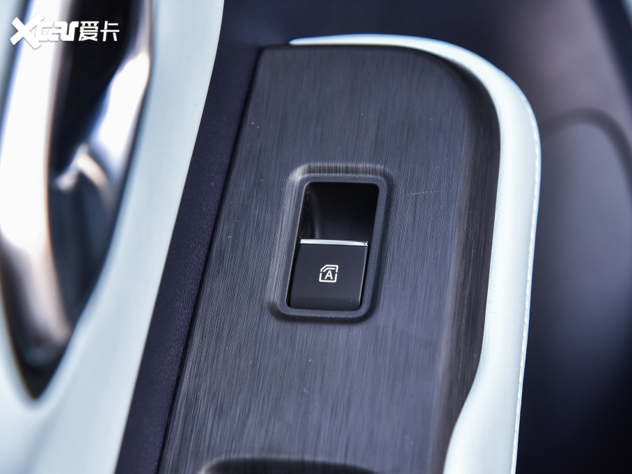 2022AION Y Plus 70 I F