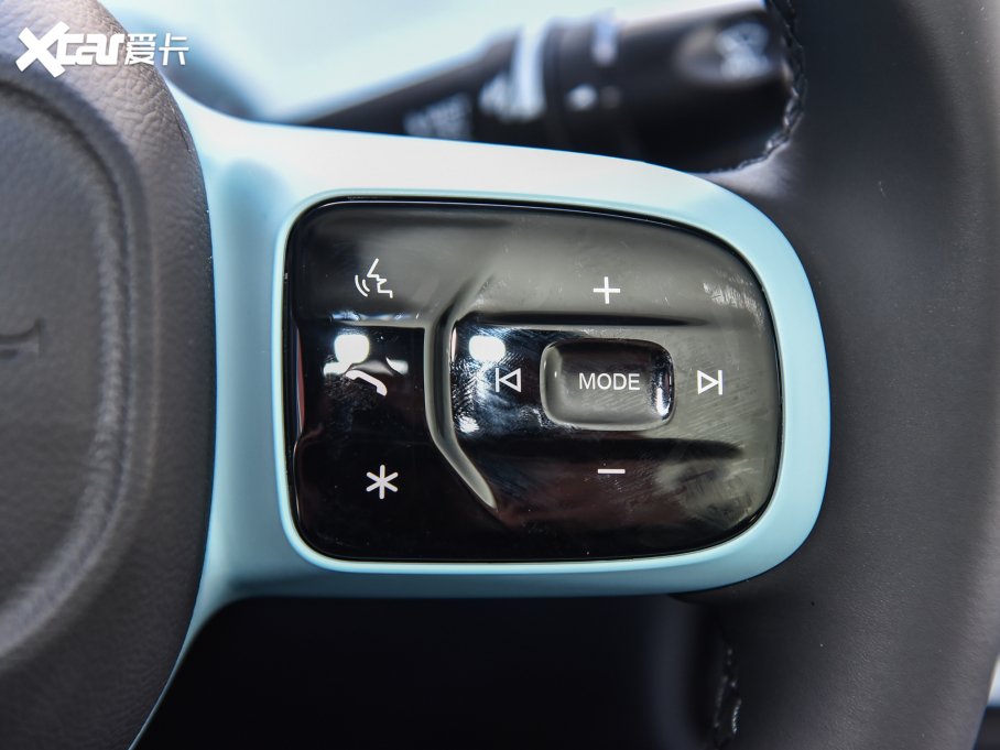 2022A(y)ION Y Plus 70 I(lng) F