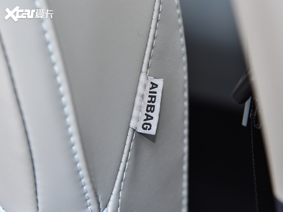 2022AION Y Plus 70 I F