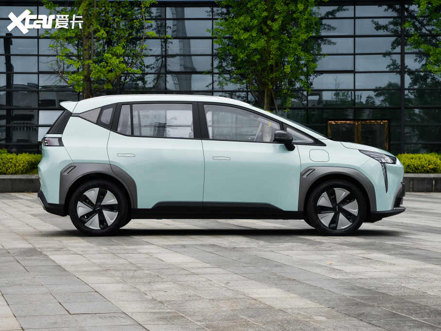 2022AION Y Plus 70  F