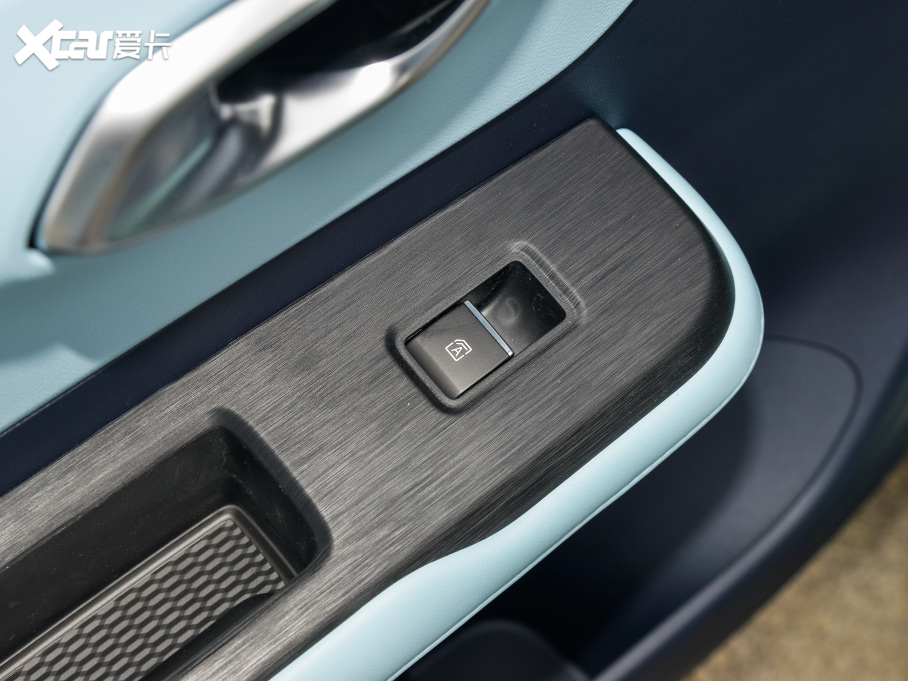 2022A(y)ION Y Plus 70  F