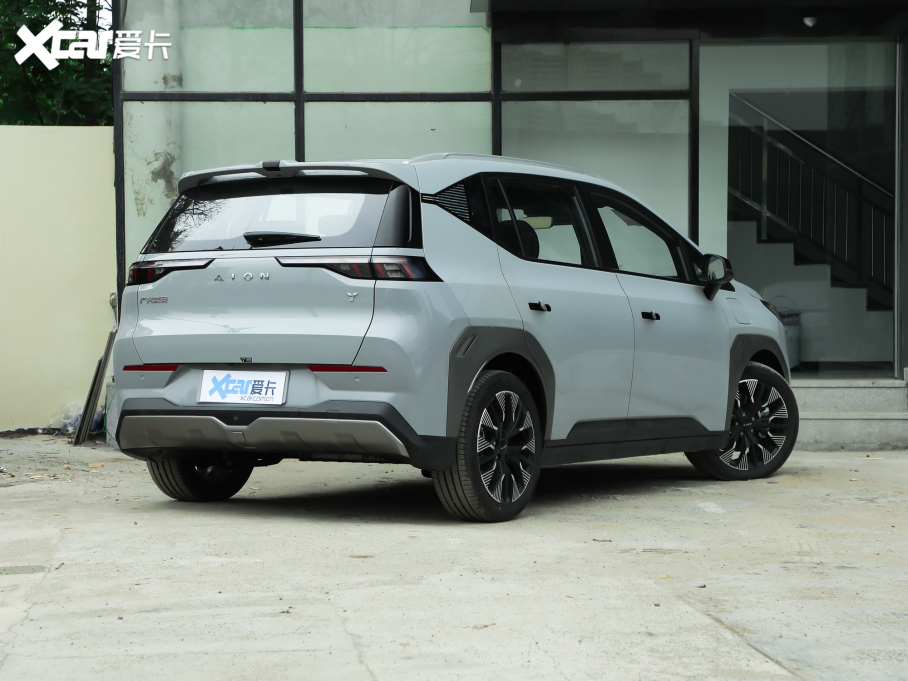 2022AION Y Plus 70 Ƽ Ԫ