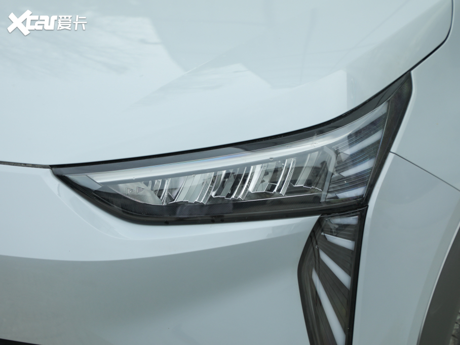 2022AION Y Plus 70 Ƽ Ԫ