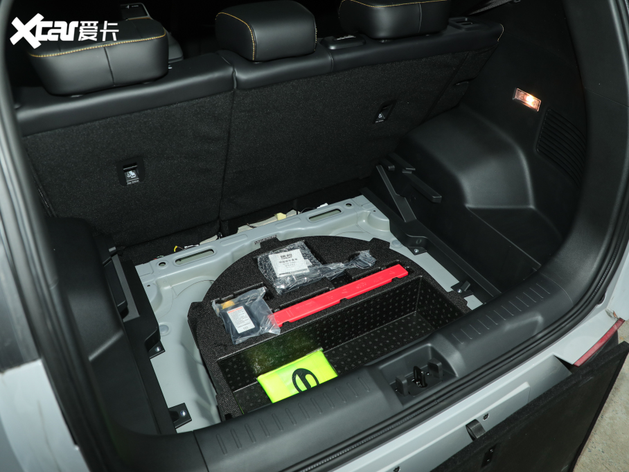 2022AION Y Plus 70 Ƽ Ԫ