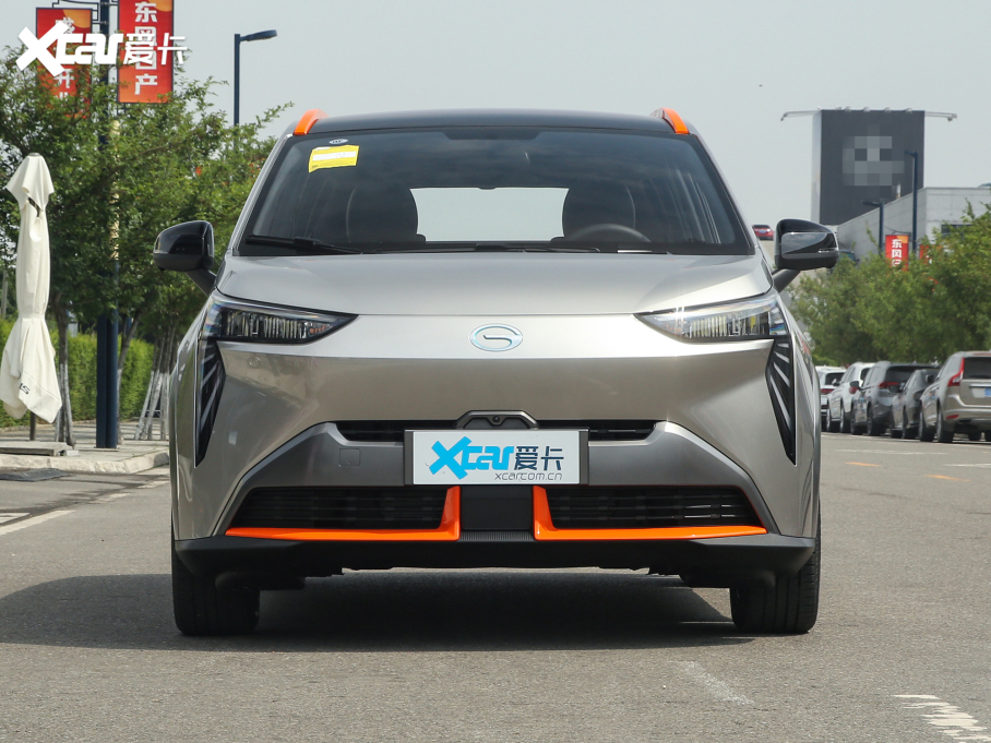 2022AION Y Plus 70 { Ԫ