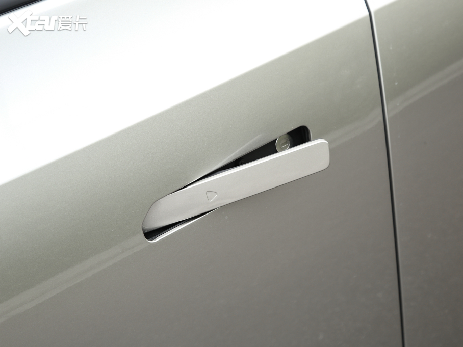 2022A(y)ION Y Plus 70 { Ԫ