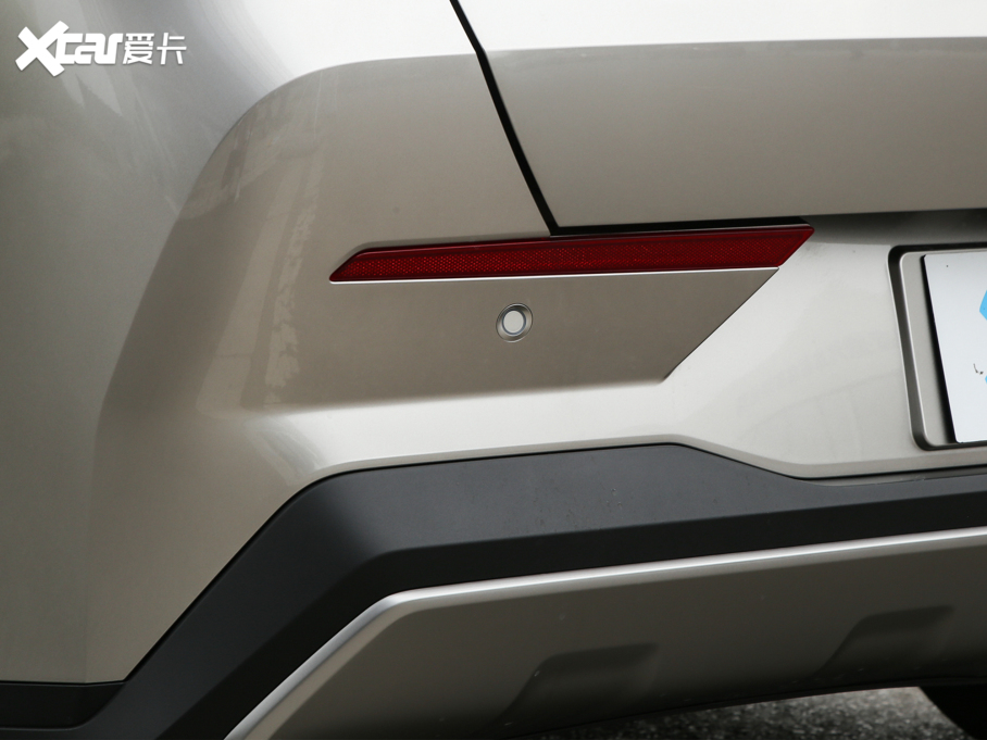 2022AION Y Plus 70 { Ԫ