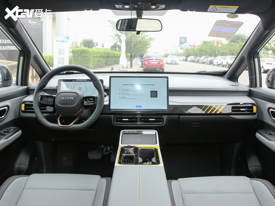 2022AION Y Plus 70 { Ԫ