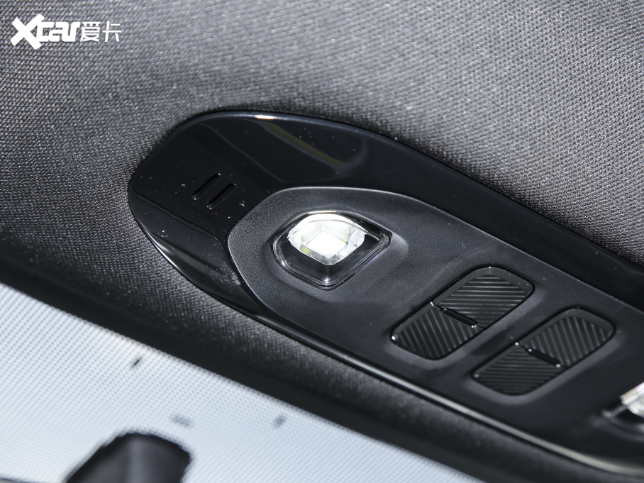 2022AION Y Plus 70 { Ԫ