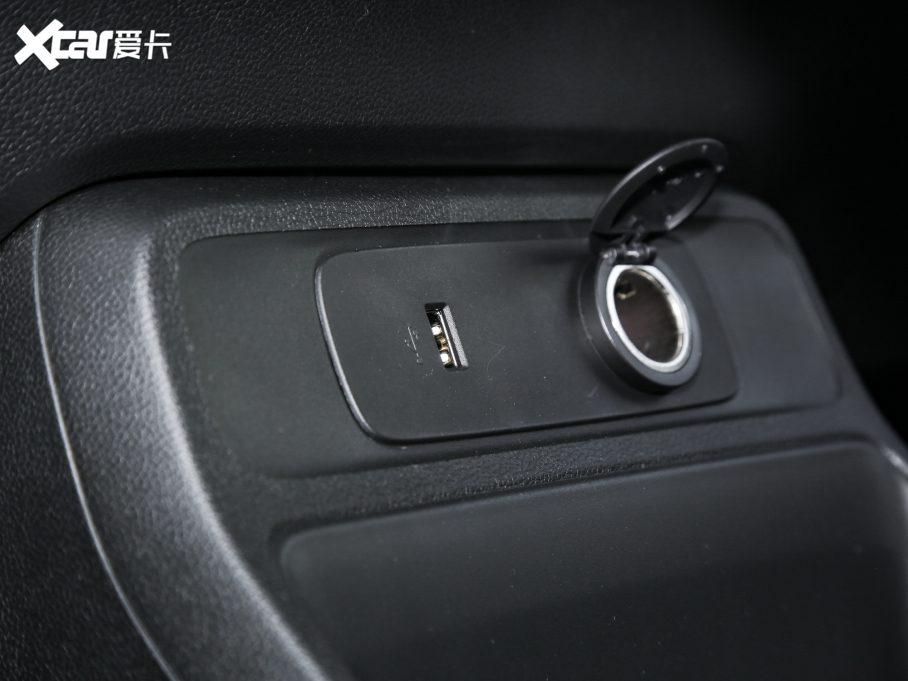 2022AION Y Plus 70 { Ԫ