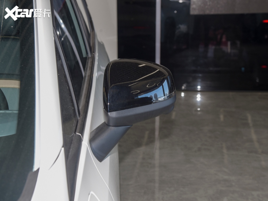 2022A(y)ION Y Plus 70  F