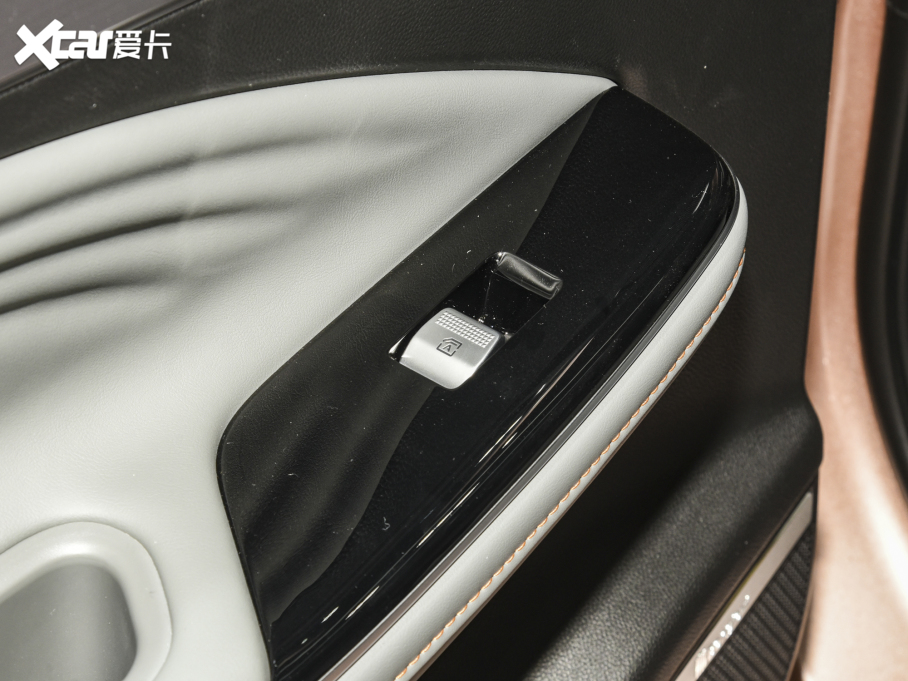 2022A(y)ion S(S) Plus 70 I(lng)