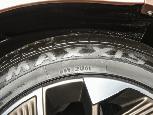 2022Plus 70 I ݆̥Ʒ