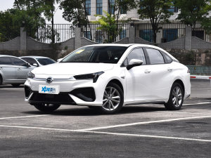 2022款魅 580 Pio 左前45度