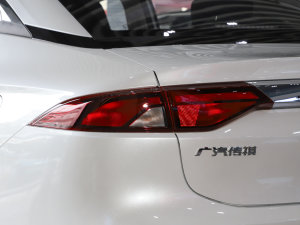 2022款炫 580 Pio 59.4kWh 尾灯