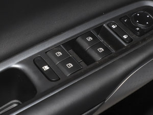 2022 580 Pio 59.4kWh п؅^