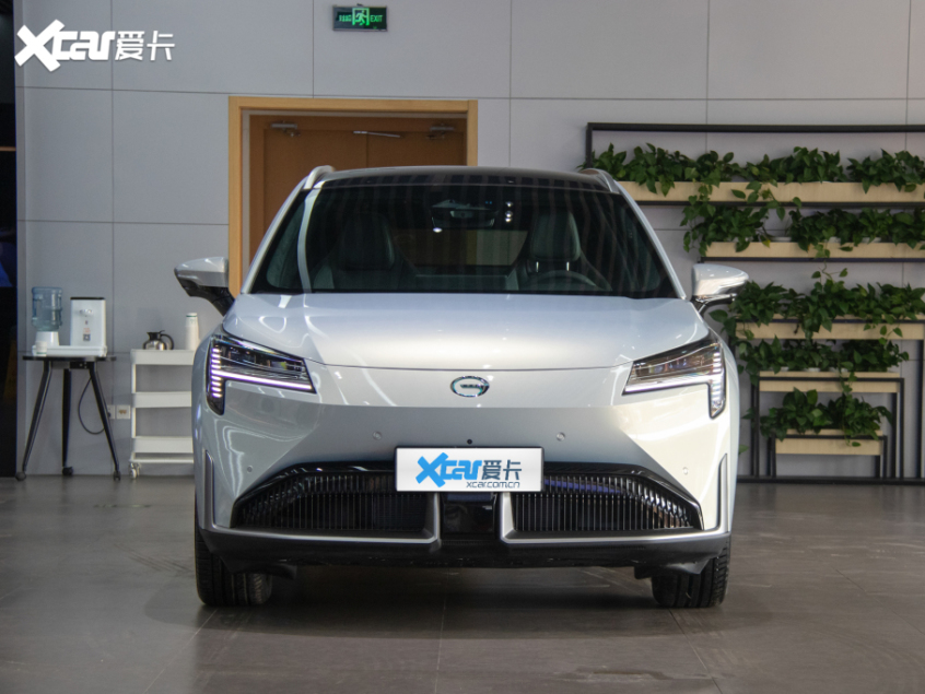 广汽埃安aionlxplus上市2866万元起