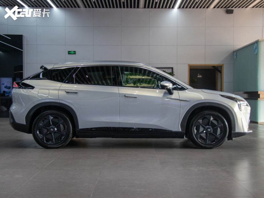 广汽埃安2022款AION LX