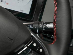 2023Plus 80 Ƽ Ԫ п؅^