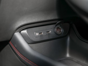 2023Plus 80 Ƽ Ԫ п؅^