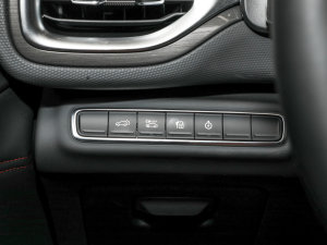 2023Plus 80 Ƽ Ԫ п؅^