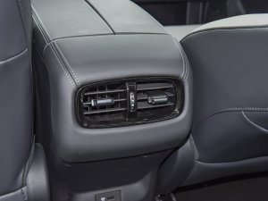 2023Plus 70  Ԫ п؅^