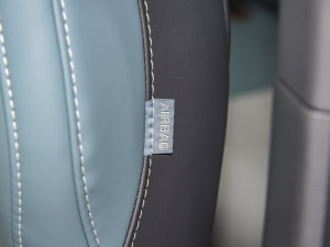 2023Plus 70  Ԫ п؅^