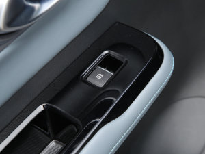 2022Plus 70 Ƽ ܇ƅ^(q)