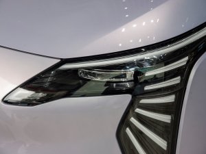 2023Younger (x)(ji)^